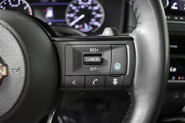 Photo of 2023 Super Black Nissan Rogue