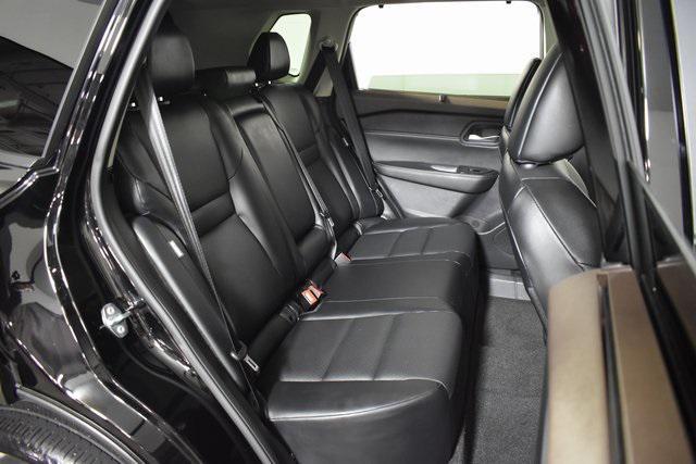 Photo of 2023 Super Black Nissan Rogue