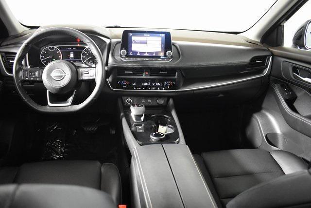 Photo of 2023 Super Black Nissan Rogue