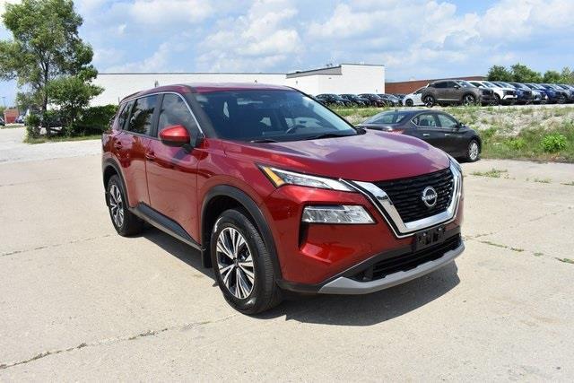 Photo of 2022 Scarlet Ember Tintcoat Nissan Rogue