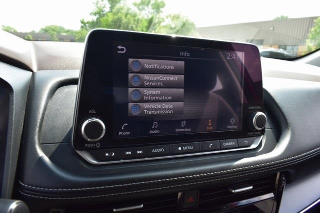 Photo of 2022 Scarlet Ember Tintcoat Nissan Rogue
