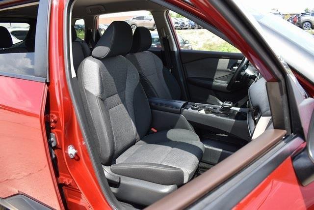 Photo of 2022 Scarlet Ember Tintcoat Nissan Rogue