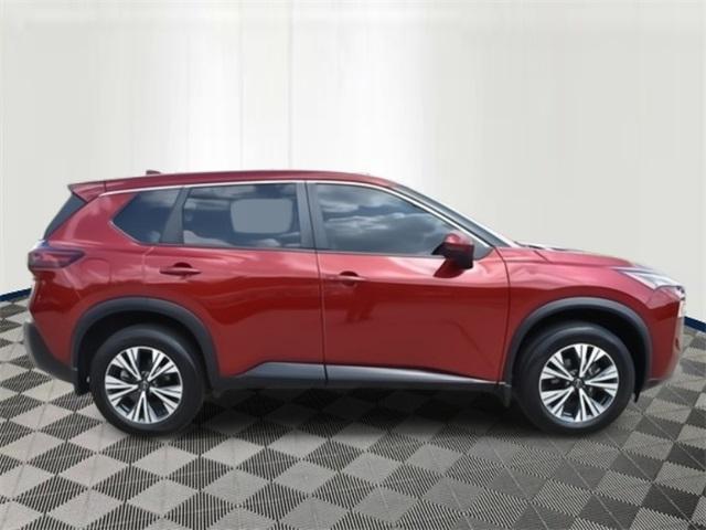 Photo of 2022 Scarlet Ember Tintcoat Nissan Rogue