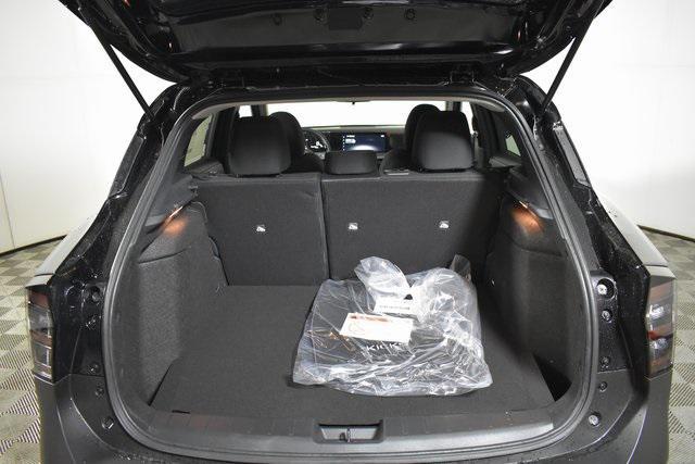 Photo of 2025 Super Black Nissan Kicks
