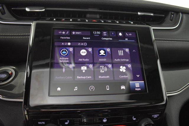 Photo of 2023 Diamond Black Crystal Pearlcoat Jeep Grand Cherokee