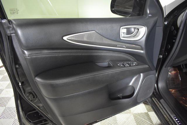 Photo of 2018 Black Obsidian INFINITI QX60