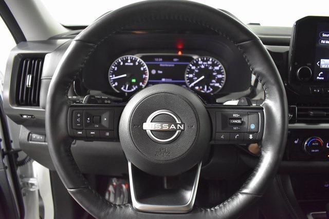Photo of 2024 Pearl White Tricoat Nissan Pathfinder