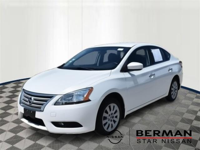 Photo of 2014 Aspen White Nissan Sentra