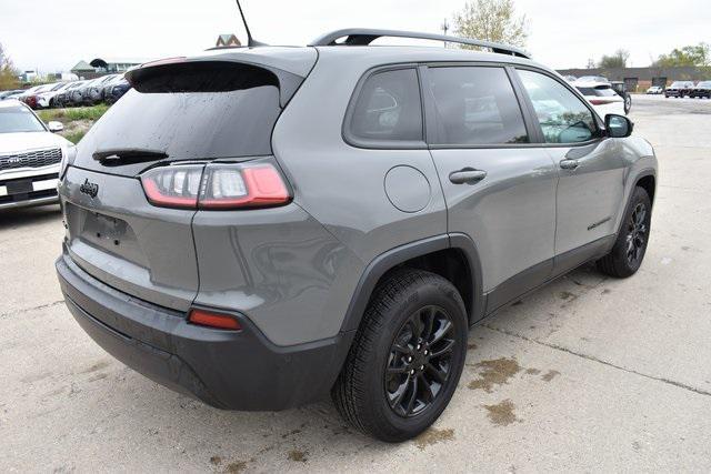 Photo of 2023 Sting-Gray Clearcoat Jeep Cherokee