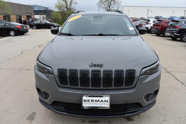 Photo of 2023 Sting-Gray Clearcoat Jeep Cherokee