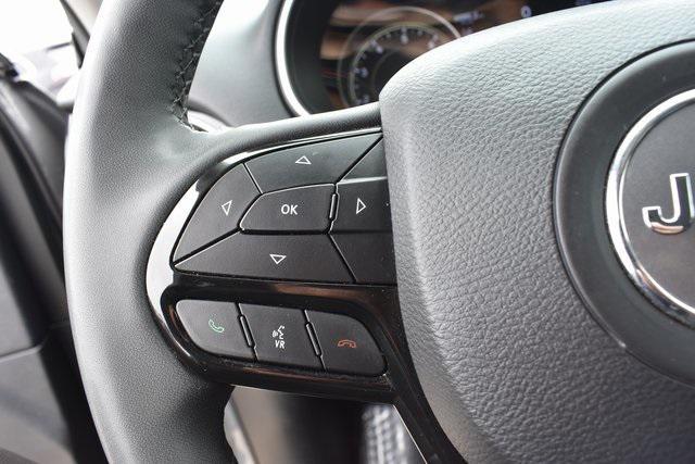 Photo of 2023 Sting-Gray Clearcoat Jeep Cherokee