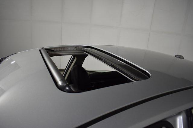 Photo of 2017 Brilliant Silver Metallic Nissan Altima
