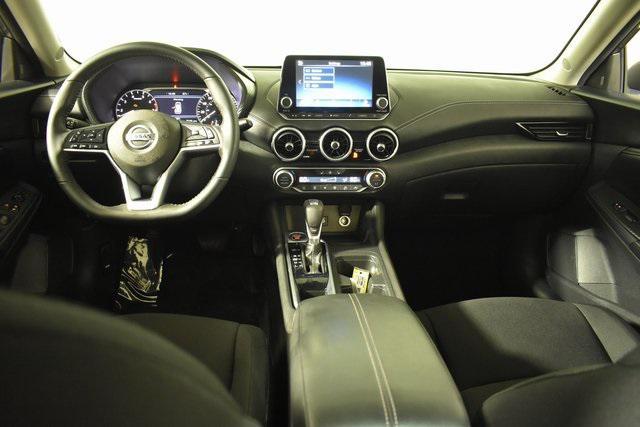 Photo of 2023 Gun Metallic Nissan Sentra