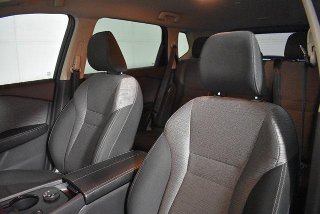 Photo of 2022 Super Black Nissan Rogue