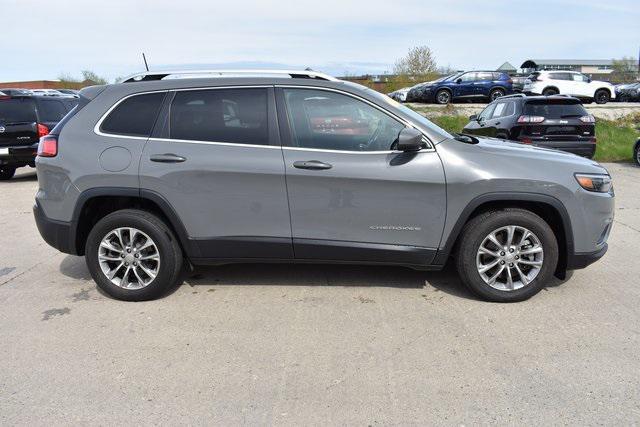 Photo of 2021 Sting-Gray Clearcoat Jeep Cherokee