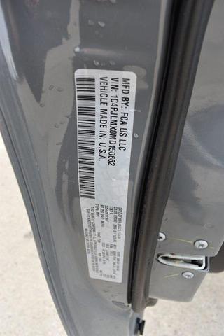 Photo of 2021 Sting-Gray Clearcoat Jeep Cherokee