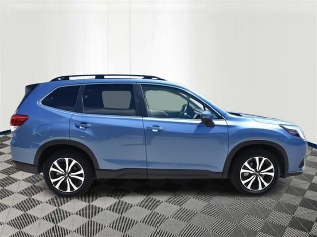 Photo of 2024 Horizon Blue Pearl Subaru Forester