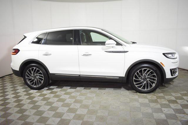Photo of 2020 White Lincoln Nautilus