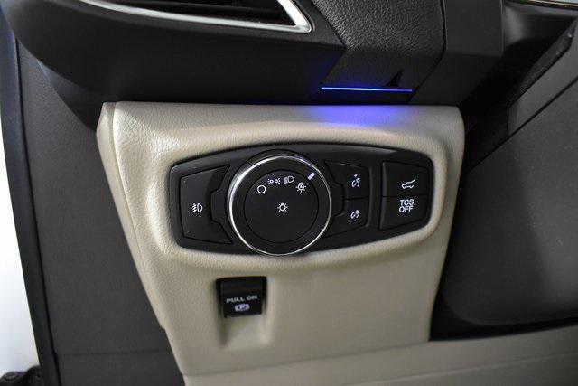 Photo of 2020 White Lincoln Nautilus