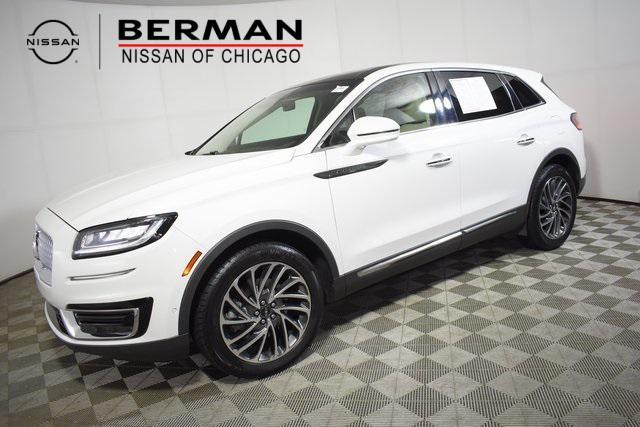 Photo of 2020 White Lincoln Nautilus