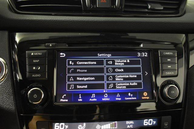 Photo of 2022 Magnetic Black Pearl Nissan Rogue Sport