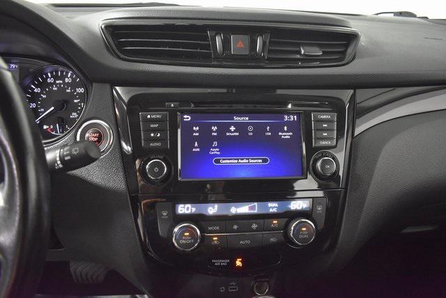 Photo of 2022 Magnetic Black Pearl Nissan Rogue Sport