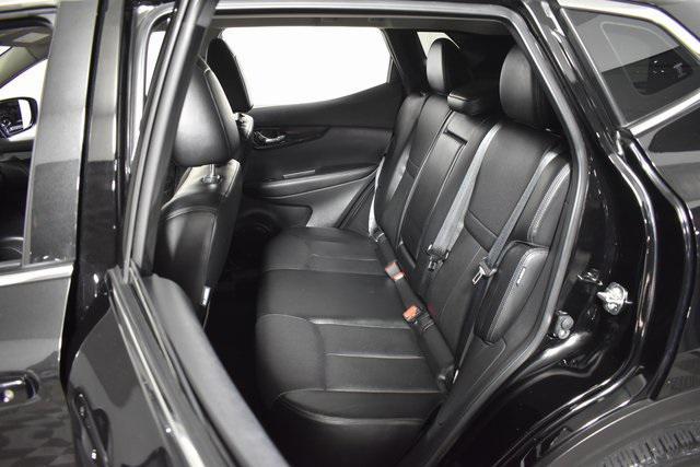 Photo of 2022 Magnetic Black Pearl Nissan Rogue Sport