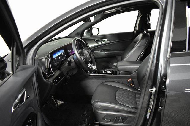Photo of 2023 Gravity Gray Kia Sportage
