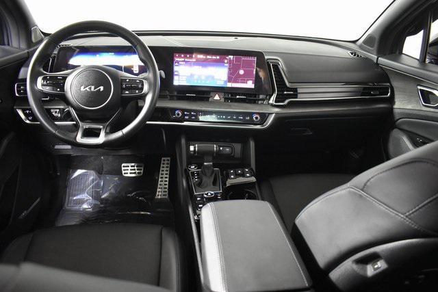 Photo of 2023 Gravity Gray Kia Sportage