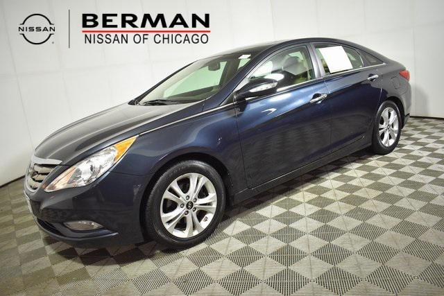 Photo of 2013 Pacific Blue Pearl Mica Hyundai SONATA