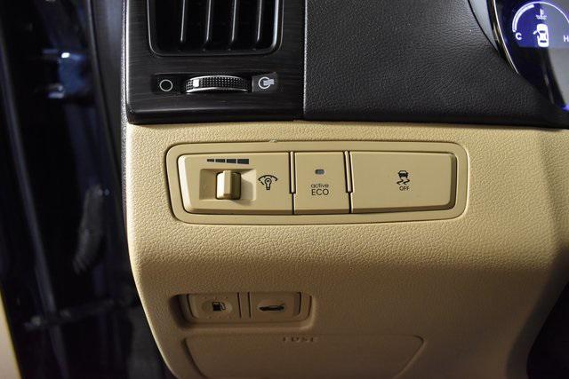 Photo of 2013 Pacific Blue Pearl Mica Hyundai SONATA