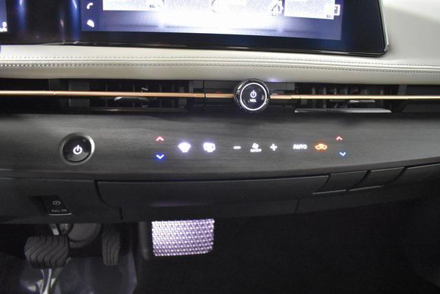 Photo of 2023 Black Diamond Pearl Nissan ARIYA