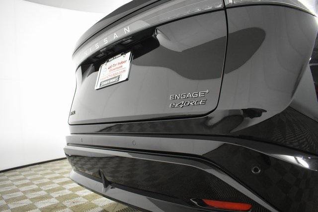 Photo of 2023 Black Diamond Pearl Nissan ARIYA