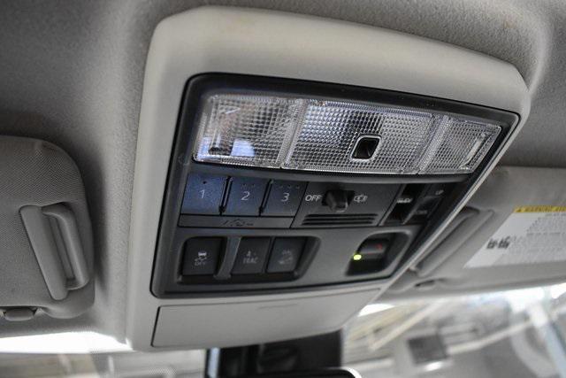 Photo of 2023 Blizzard Pearl Toyota 4Runner