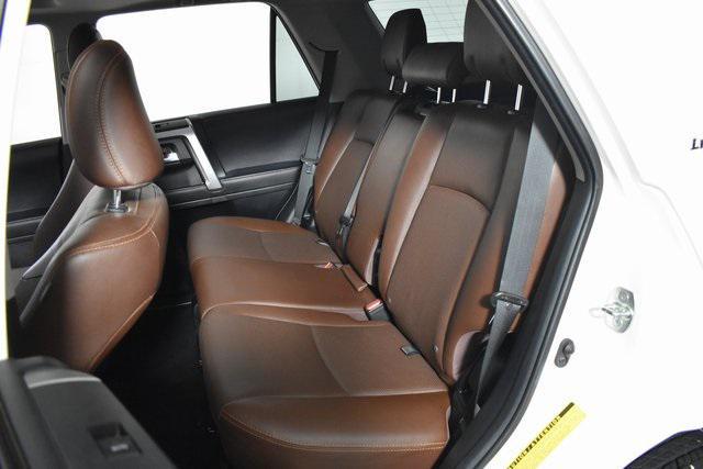 Photo of 2023 Blizzard Pearl Toyota 4Runner