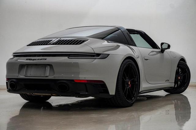 Photo of 2024 Chalk Porsche 911