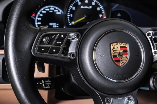 Photo of 2020 Quartzite Grey Metallic Porsche Cayenne E-Hybrid