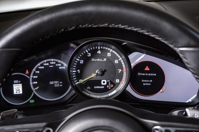 Photo of 2020 Quartzite Grey Metallic Porsche Cayenne E-Hybrid