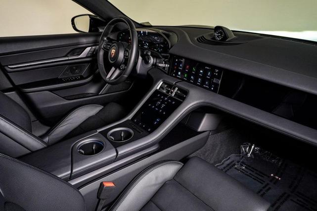 Photo of 2025 Black Porsche Taycan