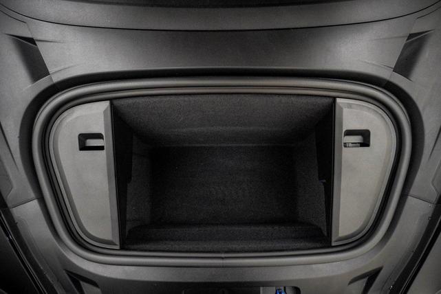Photo of 2025 Black Porsche Taycan