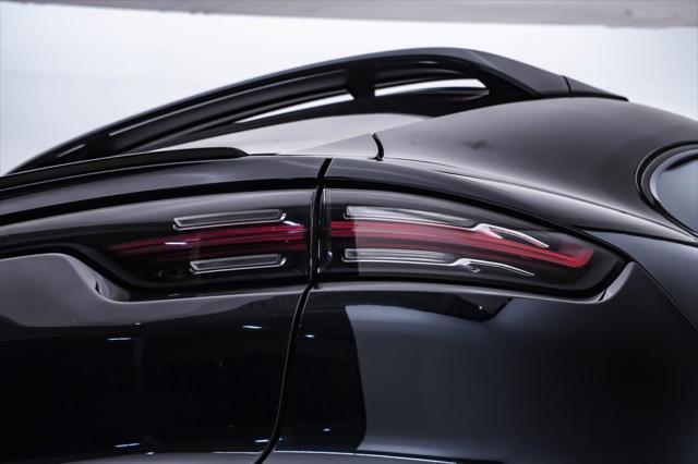 Photo of 2022 Moonlight Blue Metallic Porsche Cayenne