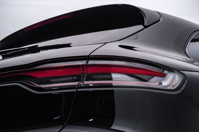 Photo of 2024 Black Porsche Macan