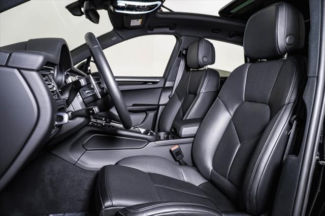 Photo of 2024 Black Porsche Macan