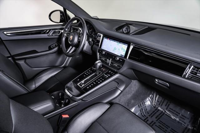 Photo of 2024 Black Porsche Macan