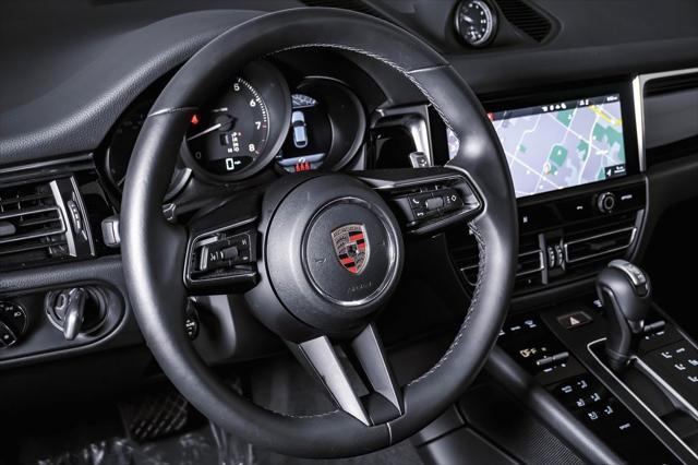 Photo of 2024 Black Porsche Macan