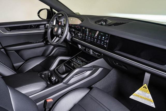 Photo of 2025 Chalk Porsche Cayenne