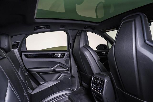 Photo of 2021 Black Porsche Cayenne