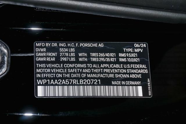 Photo of 2024 Black Porsche Macan