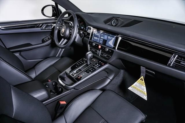 Photo of 2024 Black Porsche Macan