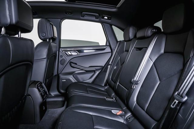 Photo of 2024 Black Porsche Macan